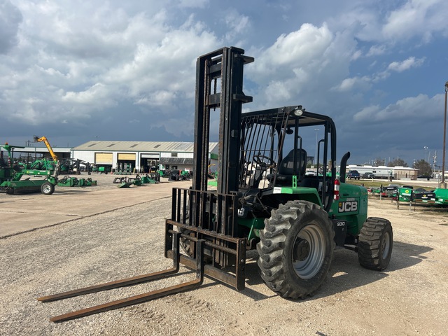 2017 JCB 930 6000 lb 4x4 Rough Terrain Forklift