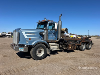 1990 Western Star 4900 6x4 Roll-Off Truck