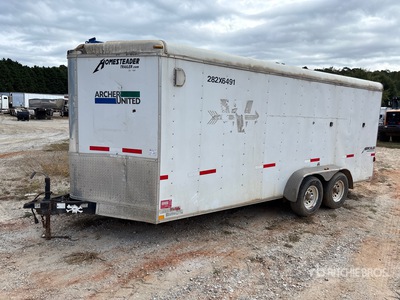2011 Homesteader 718HT 20 ft T/A Gesloten aanhangwagen