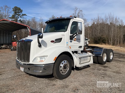 2016 Peterbilt 579 6x4 T/A Day Cab Truck Tractor