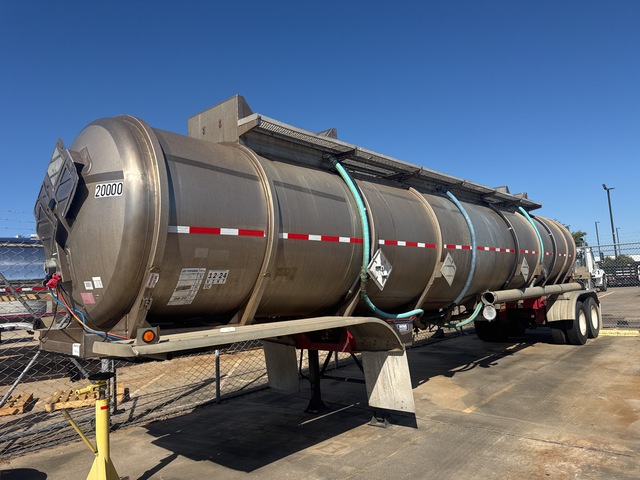 2000 Nova T/A Tanker Trailer 2000 Nova T/A Tanker Trailer