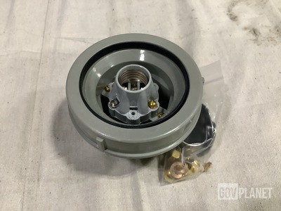 (106) US Pioneer M16377/27-004 Lighting Fixtures