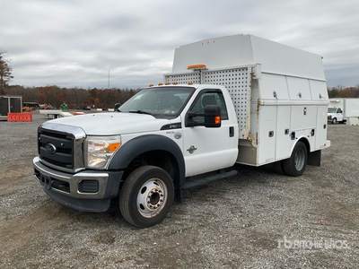 2016 Ford F-550 4x2 Utility Truck
