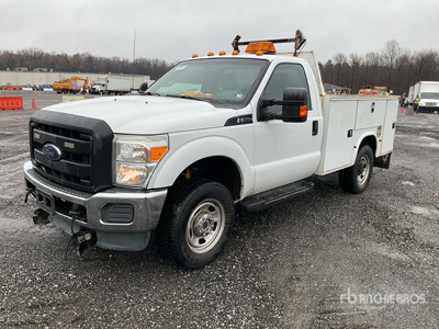 2015 Ford F-350 4x4 Camion utilitaire