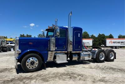 2019 Peterbilt 389 6x4 Sleeper Truck Tractor
