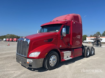 2012 Peterbilt 587 6x4 T/A Sleeper Truck Tractor