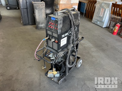 Eastwood TIG200 200 A Mobile TIG Electric Welder