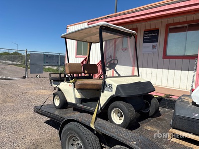 E-Z-Go Electric Golf Cart