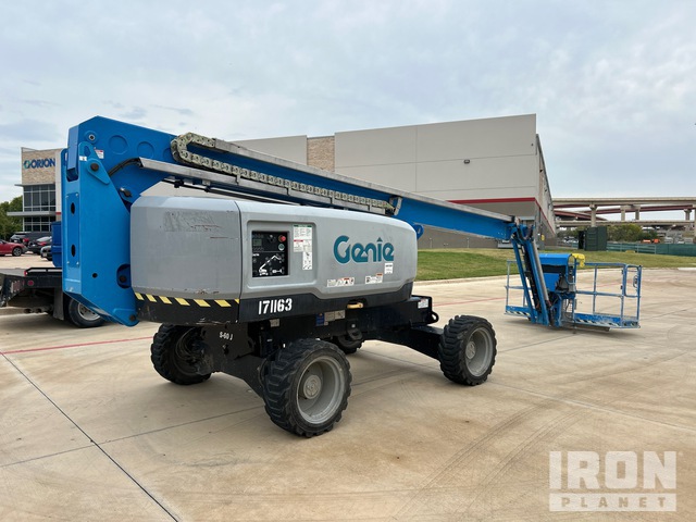 ELEVADOR TELESCóPICO 2020 GENIE 4WD S60J