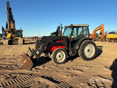 2000 Massey Ferguson MF2210-4 4WD Tracteur agricole utilitaire