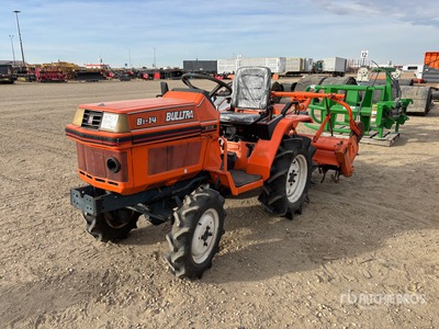 Kubota B1-14 2WD جرار متعدد الاستخدامات