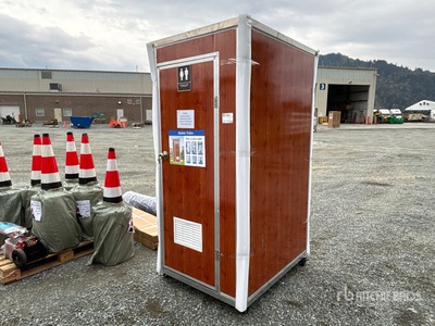 4 ft 3 in x 3 ft 4 in Single Stall Bagno chimico (Unused)