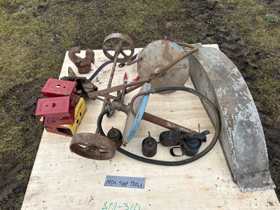 Pumps, Saw Horse Bracket