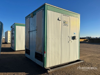 2000 Roadway Trailers Ltd CABANACAN 8 ft x 8 ft Skid-Mounted Washcar