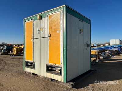 2000 Roadway Trailers Ltd CABANACAN 8 ft x 8 ft Skid-Mounted Washcar