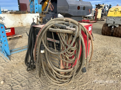 Lincoln Electric Idealarc R3R-400 Electric Welder
