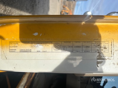 2008 Sterling LT5800 Camión esparcidor