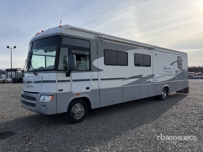 2003 Itasca Suncruiser 38G Motor Home