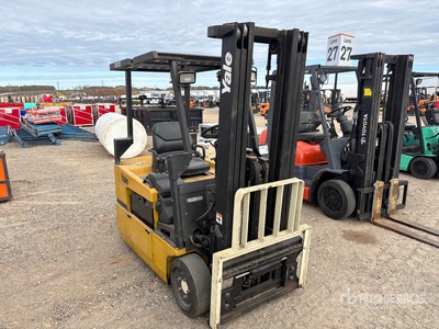 Yale ERP035TFN 3500 lb Cushion Tire Wózek widłowy