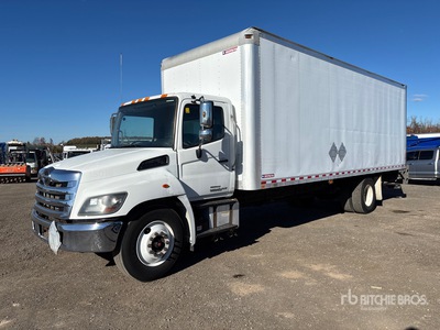 2018 Hino 338 Kastenwägen