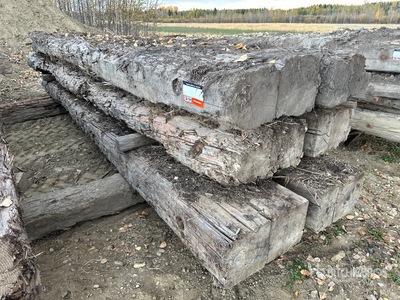 Quantity of (3) 240 in Crane Mats