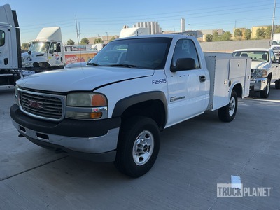 2002 GMC Sierra 2500 4x2 Servicewagen