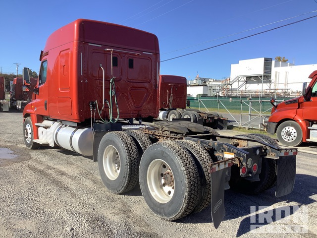 CAMIóN CAMAROTE 2016 FREIGHTLINER