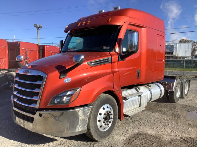 2020 Freightliner Cascadia 126 6x4 T/A Sleeper Truck Tractor 2020 Freightliner Cascadia 126 6x4 T/A Sleeper Truck Tractor