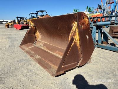 86 in Multi-Purpose Bucket - Fits John Deere 210 (Inoperable)