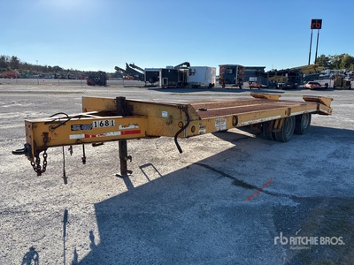 24 ft T/A Remolque Portamaquinaria