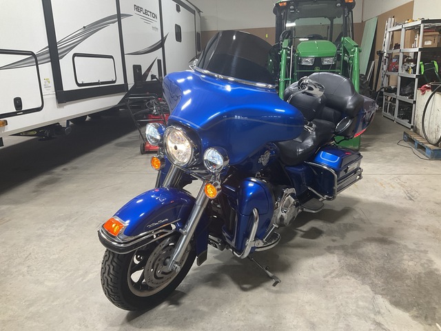 2007 Harley-Davidson FLHTCU Ultra Classic 96 cid Cruiser Bike