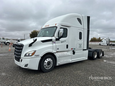 2024 Freightliner Cascadia 126 6x4 T/A Sleeper Truck Tractor