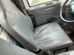 Cab with Seats/armrests