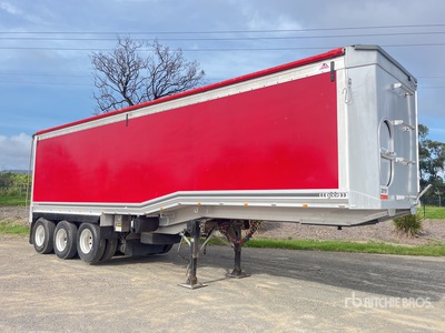 2021 Gippsland Body Builders 9.7 m Tri/A Step Deck Remorque à benne basculante arrière