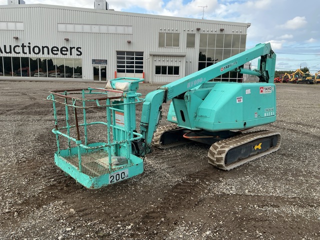 2005 年 Maeda HF090-3 Crawler Diesel Telescopic Boom Lift (Inoperable) 不動