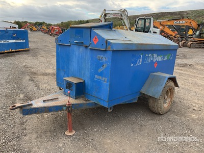 2000 L Trailer Mounted Steel Diesel Fuel Tank