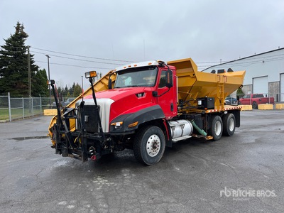 2012 Cat CT660 Autocarro ribaltabile 2 assi