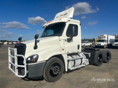 2012 Freightliner Cascadia 125 6x4 T/A Day Cab Truck Tractor