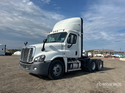 2017 Freightliner Cascadia 125 6x4 T/A Day Cab Truck Tractor