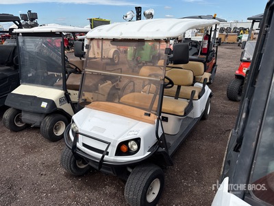 2016 Cushman Shuttle 6 Nutsvoorzienende kar