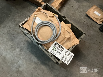 (30) 8010606-4-4-4-96 Hose Assemblies