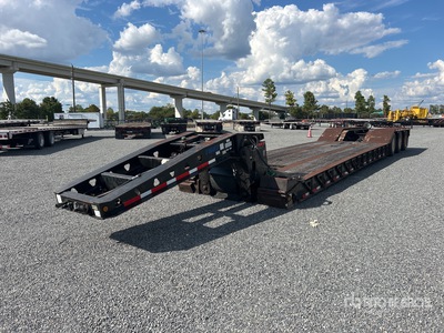 2002 Trail King TK110HDG 55 ton Tri/A Removable Gooseneck Lowboy Trailer