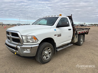 2015 Ram 3500 4x4 Flatbed Truck