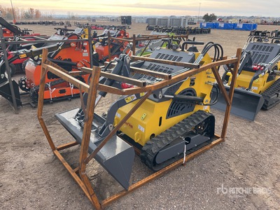 2025 STARVOX SV-480 Mini Chargeuse sur rails compacte (Unused)