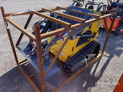 2025 STARVOX SV-480 Mini Compact Track Loader (Unused)