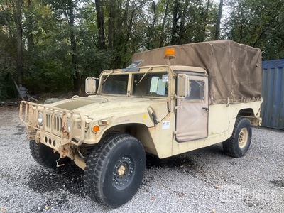 2006 AM General M1097R1 HMMWV 2 Door Soft Top w/Truck Body
