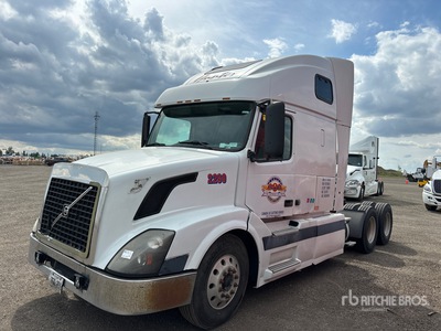 2005 Volvo VNL 6x4 T/A Sleeper Truck Tractor (Inoperable)