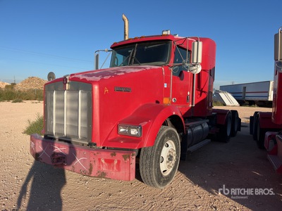 2011 Kenworth T800 6x4 トラックトラクター（T/A） (Inoperable)