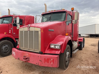 2011 Kenworth T800 6x4 トラックトラクター（T/A） (Inoperable)