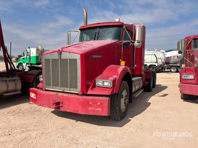 2012 Kenworth T800 6x4 Cabeza Tractora Cabina Dormitorio